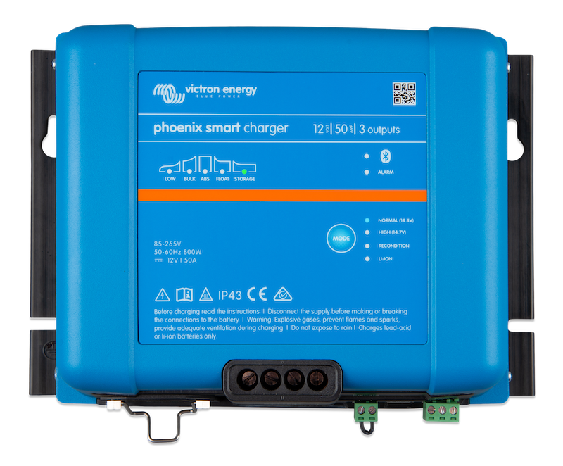 Phoenix Smart IP43 Charger 24/25 (3) 120V-240V